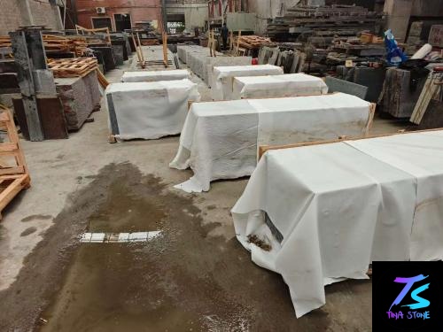 tan brown black granite